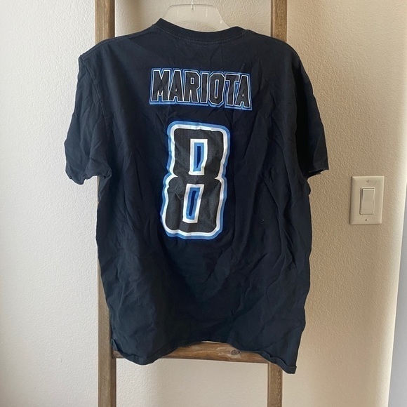 Men’s large - Titans tee - Picture 4 of 4